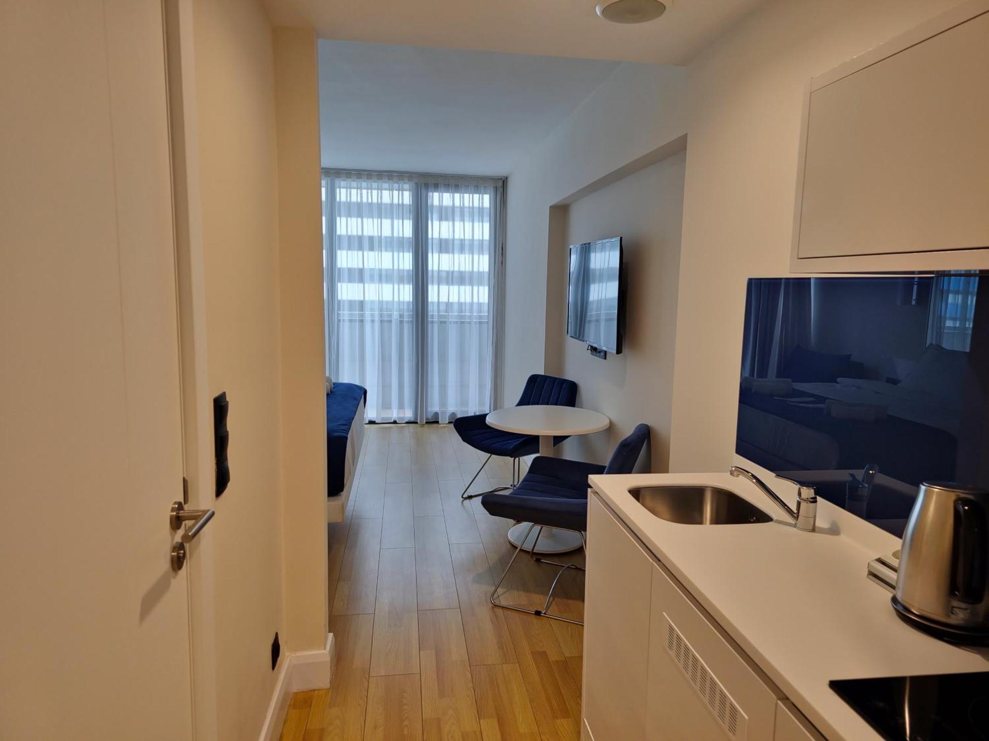 Orbi Sea Breeze Aparthotel Batoumi Extérieur photo