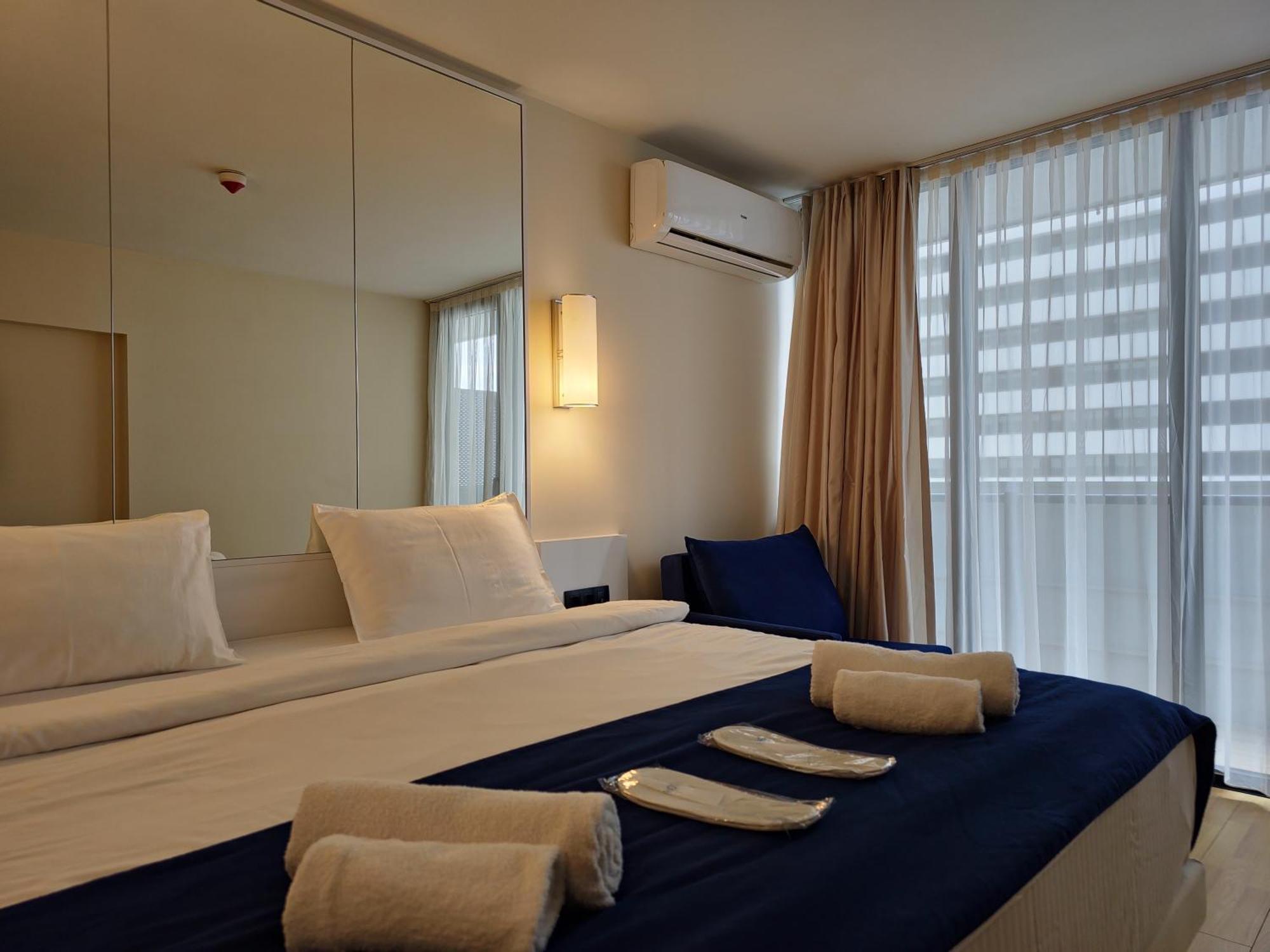 Orbi Sea Breeze Aparthotel Batoumi Extérieur photo